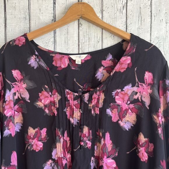 Terra & Sky Womens Dark Floral Top Size 2X Black Bloomcore Pintucks Office - Picture 2 of 11